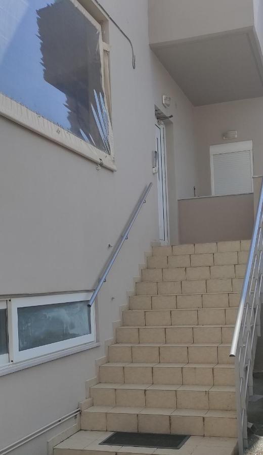 Οικογενειακό Διαμέρισμα Στα Χανια Με Θέα ハニア エクステリア 写真